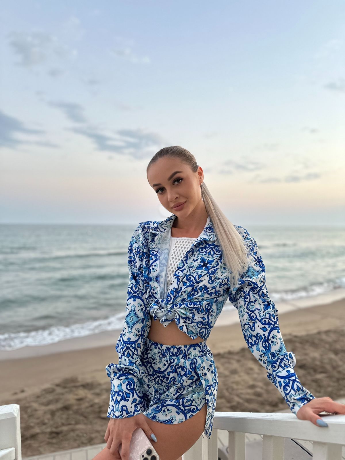 Александра, 23