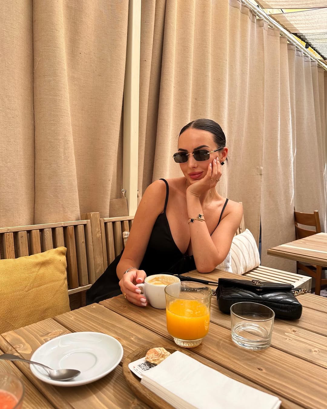 Джульетта, 24 года, индивидуалка в Москве, пышногрудая — фото 18 анкеты