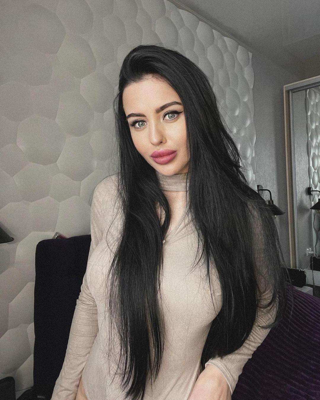 Камила, 23 года, индивидуалка в Москве, фигуристая — фото 4 анкеты