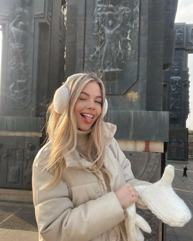 Наоми, 19 лет, индивидуалка в Москве, размер груди 1 — фото 1 анкеты