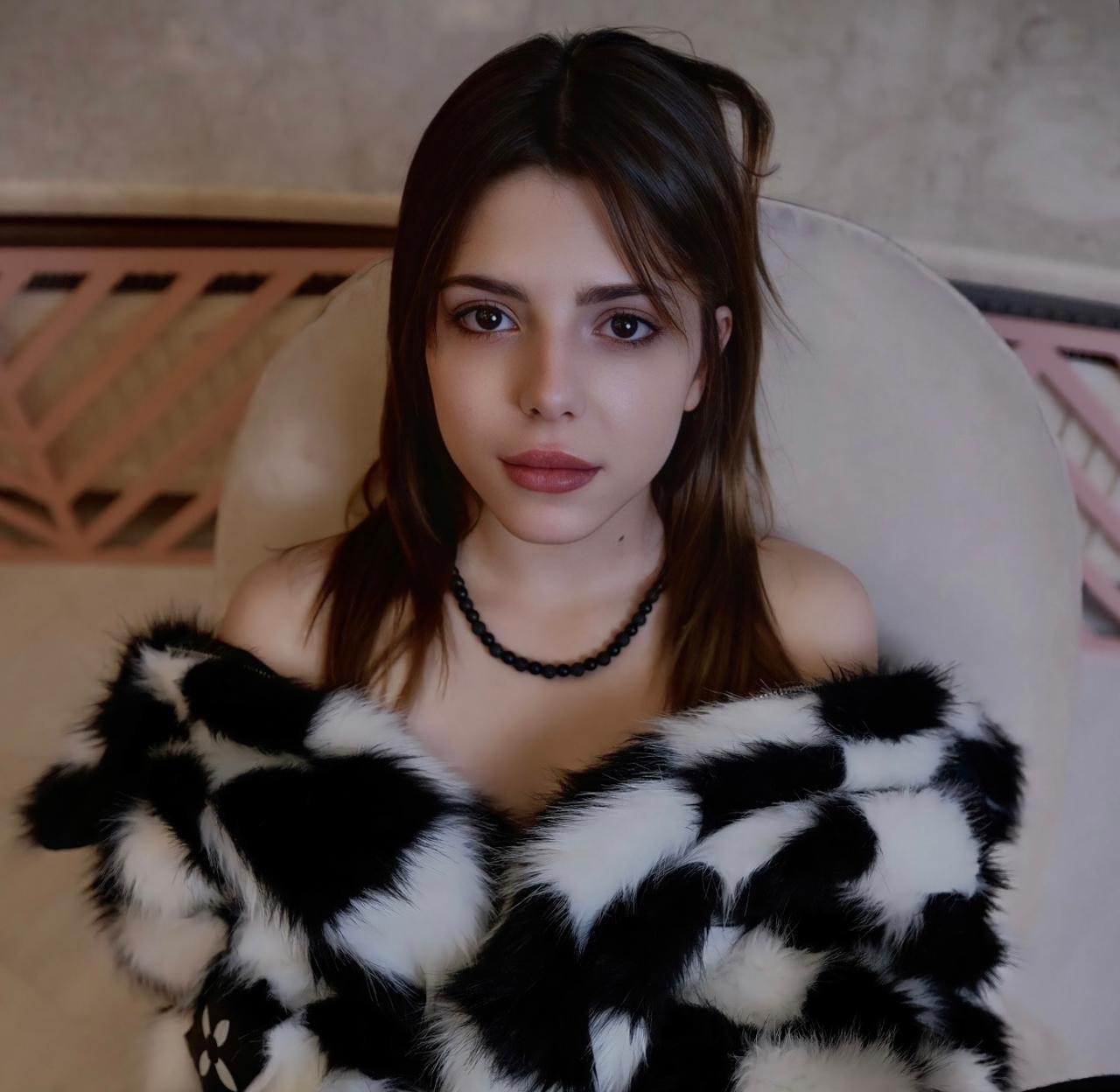 Ангелина, 20 лет, индивидуалка в Москве, миниатюрная — фото 5 анкеты