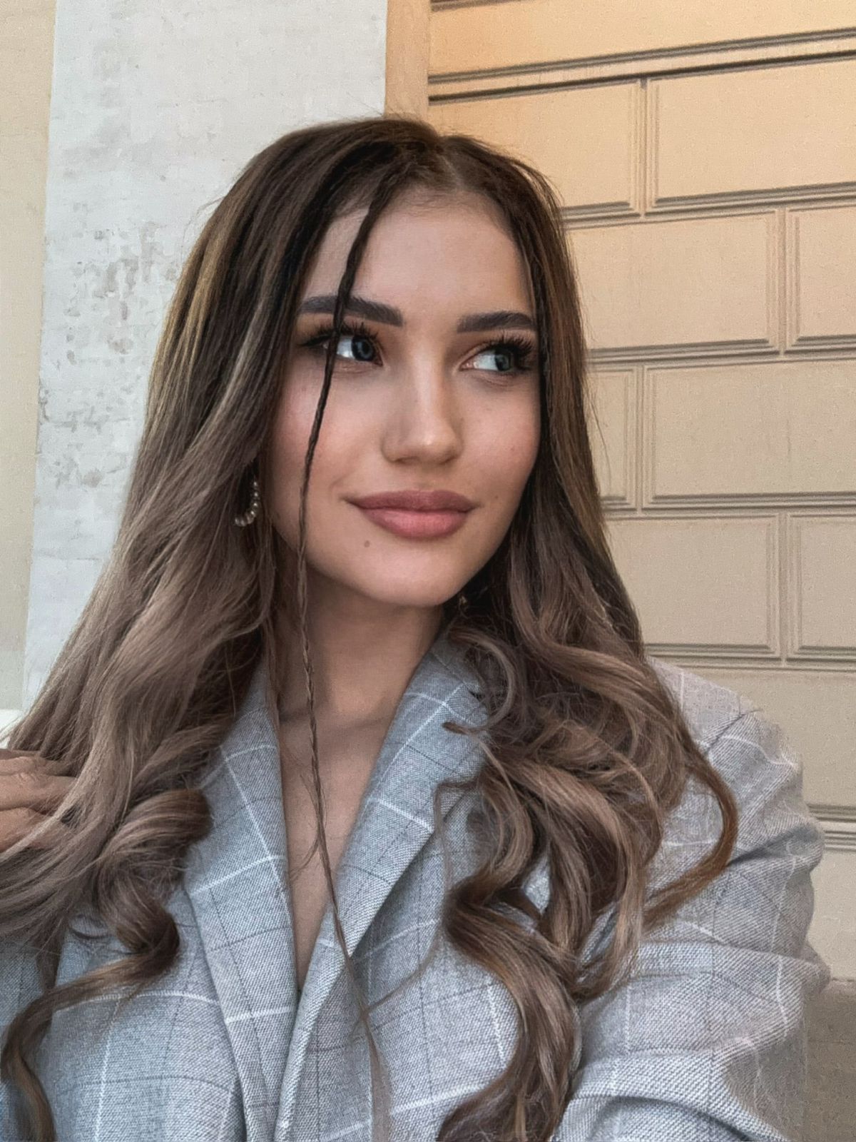 Алла, 25