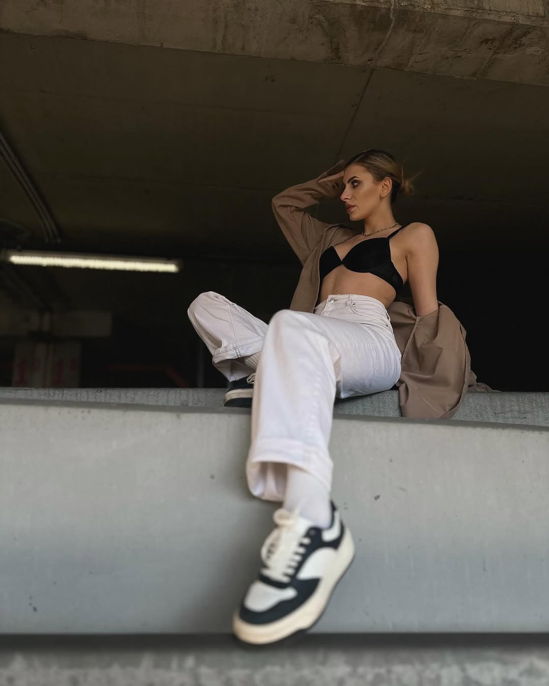 Арабелла, 24