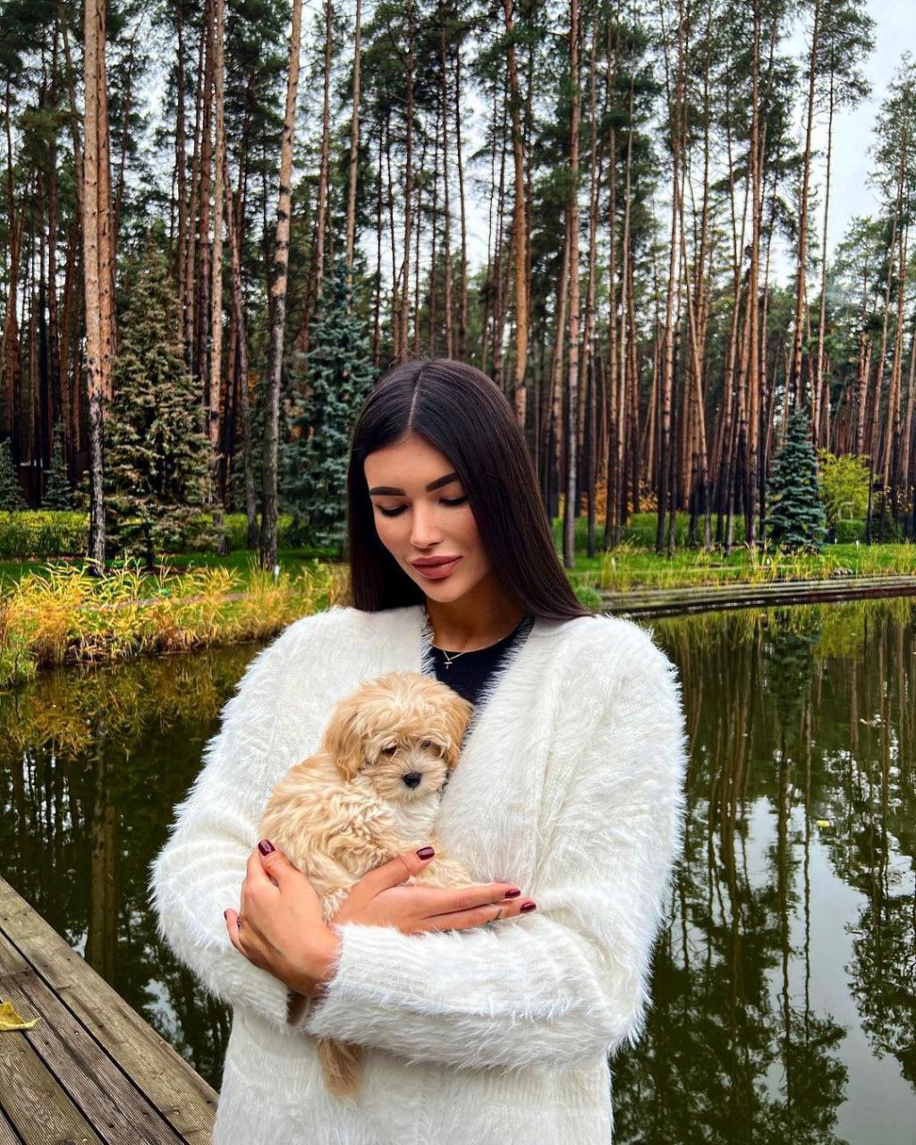 Марго, 23